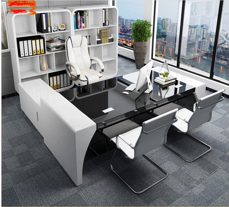 Scrivania per ufficio direzion - Office Tech Design recensione e prezzo
